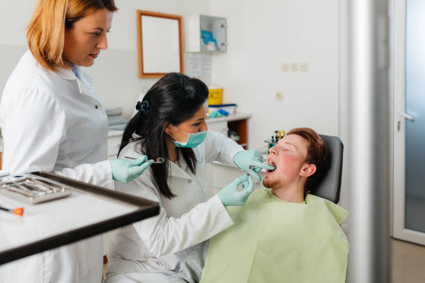Best Broken or Cracked Tooth Emergency Dentist in Akron, IN